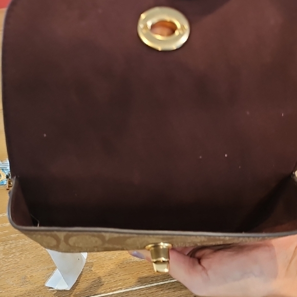 Coach Brown Signature Sunglass Case - Picture 3 of 6